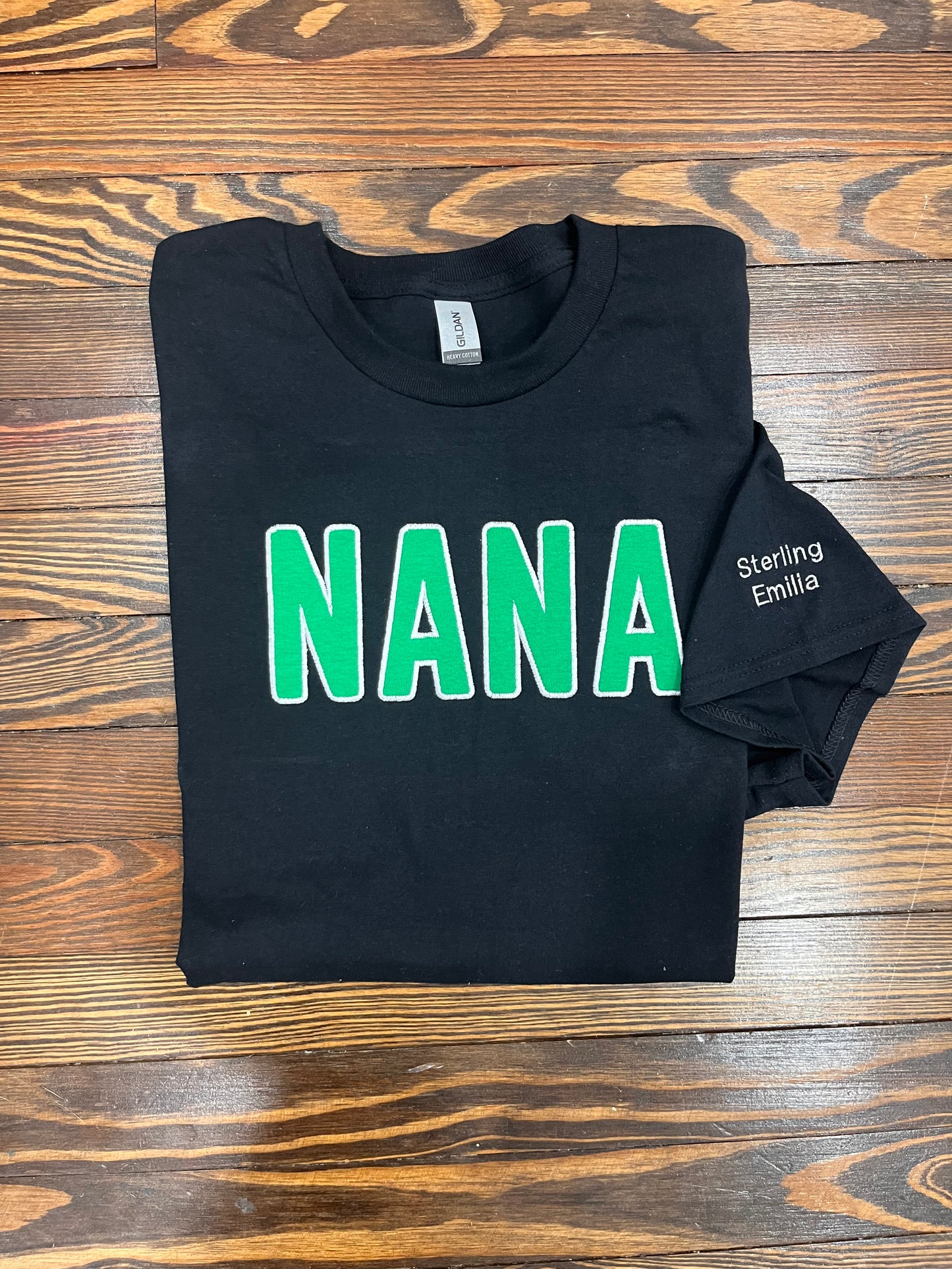 MAMA crewnecks