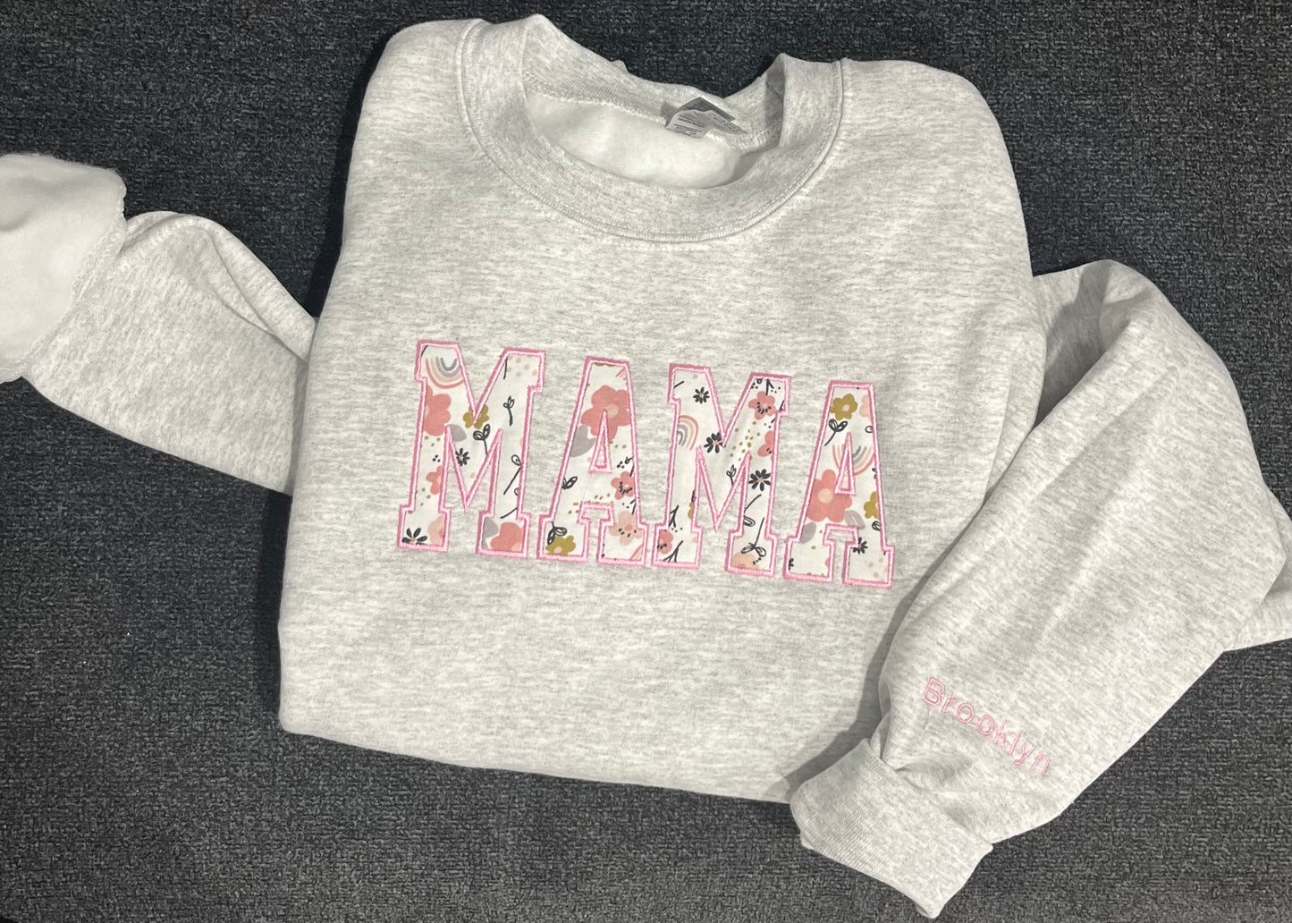 MAMA crewnecks